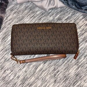 Michael Kors Signature Brown Wristlet